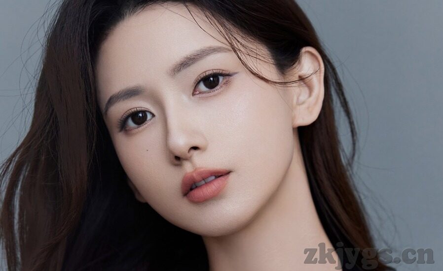 91麻豆免费看-探索网络世界的边界——91麻豆的诱惑与反思